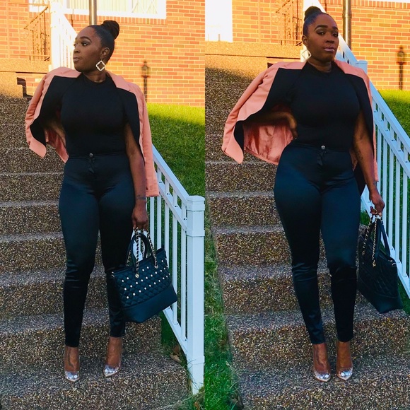 BLVD PEACH OPEN FRONT BLACK COLLAR BLAZER - Picture 6 of 15